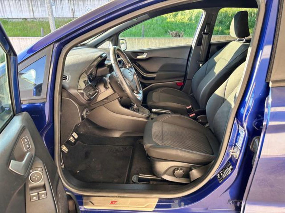 Ford Fiesta 1.0 EcoBoost 100CV 5 porte ST-Line (9)
