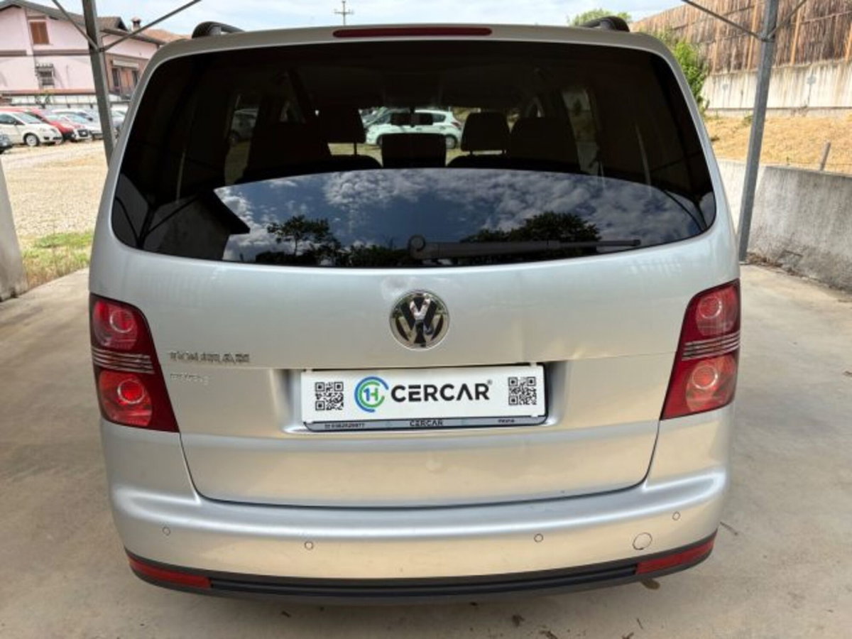 Volkswagen Touran 1.6 (5)