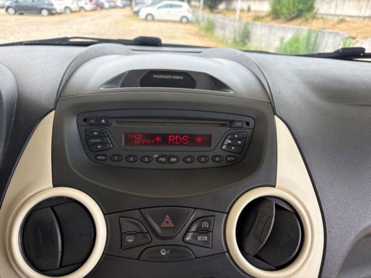 Ford Ka 1.2 8V 69 CV Bz.-GPL (13)