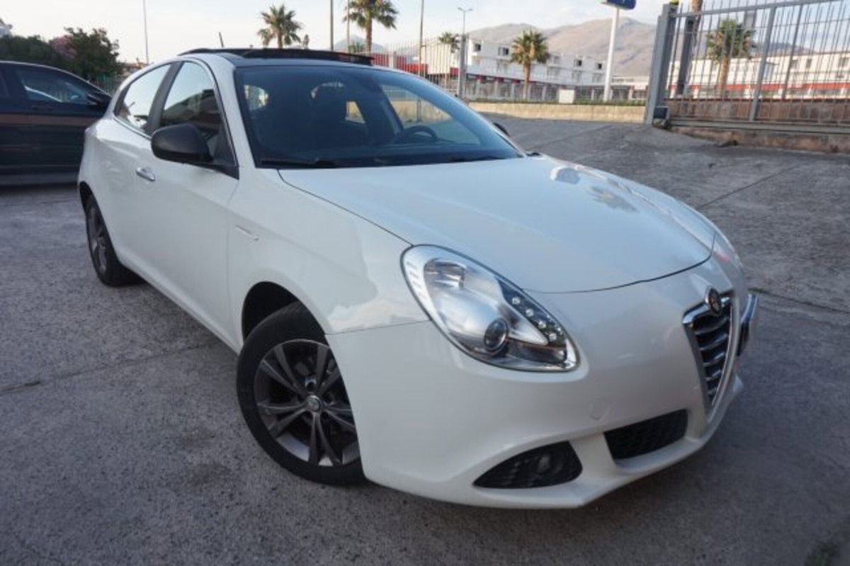 Alfa Romeo Giulietta 1.6 JTDm-2 Progression (3)