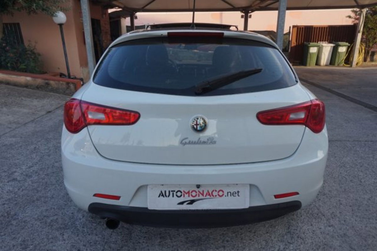 Alfa Romeo Giulietta 1.6 JTDm-2 Progression (5)