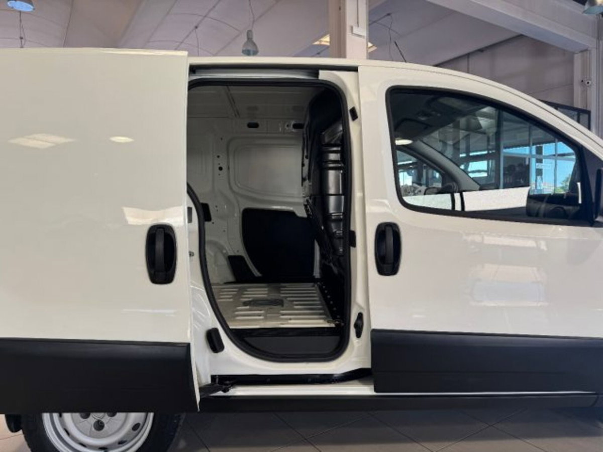 Fiat Fiorino 1.3 MJT 95CV Combinato (19)