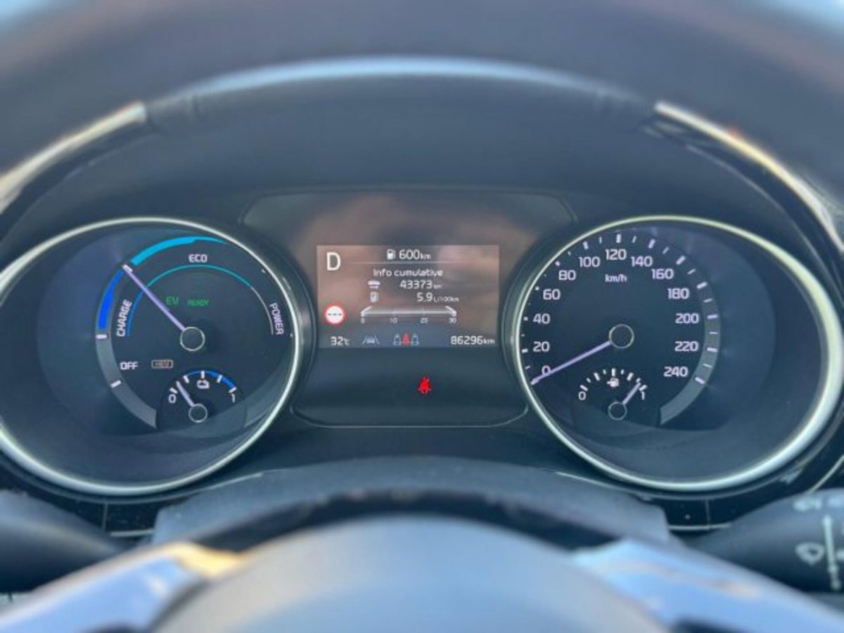 Kia Ceed Sport Wagon 1.6 GDi 141 CV PHEV DCT SW Style (14)