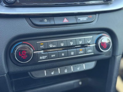 Kia Ceed Sport Wagon 1.6 GDi 141 CV PHEV DCT SW Style (17)