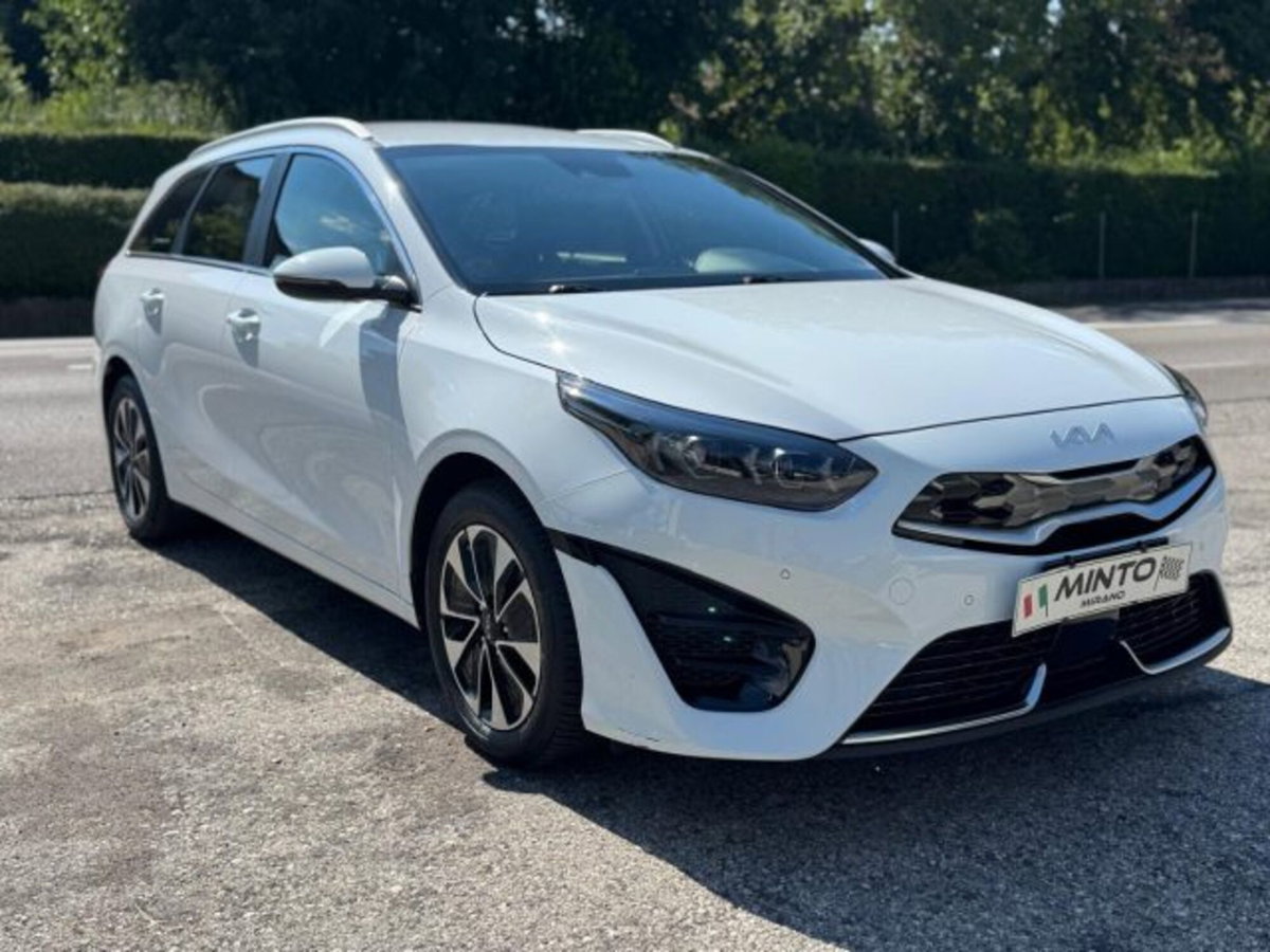 Kia Ceed Sport Wagon 1.6 GDi 141 CV PHEV DCT SW Style (4)