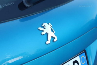 Peugeot 207 VTi 95CV 5p. Energie (14)