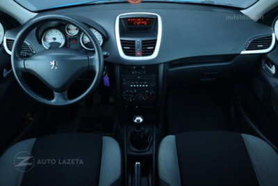 Peugeot 207 VTi 95CV 5p. Energie (5)