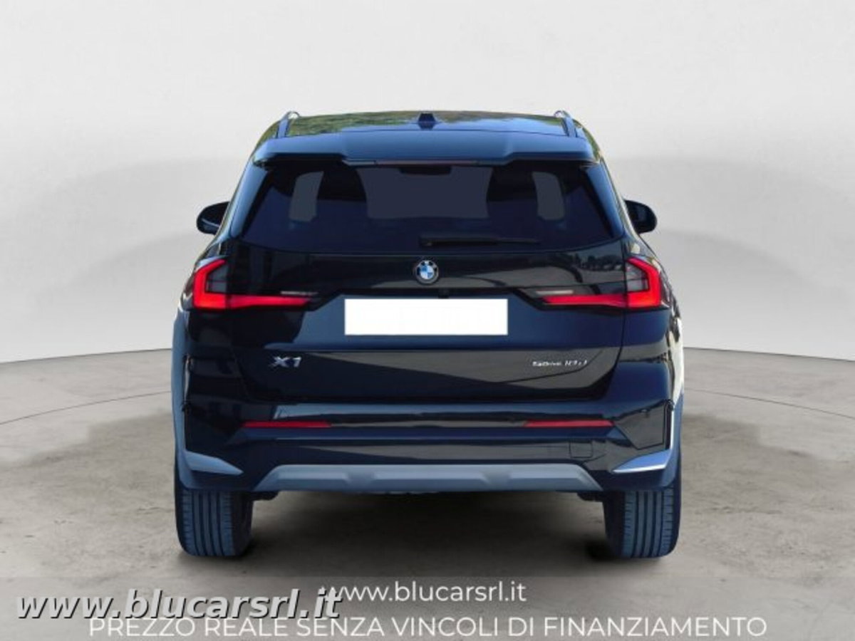 BMW X1 sDrive 18d Msport (4)
