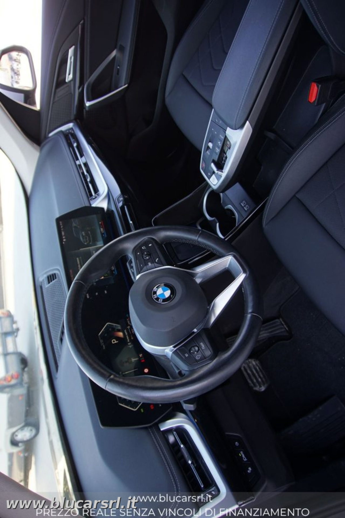 BMW X1 sDrive 18d Msport (6)