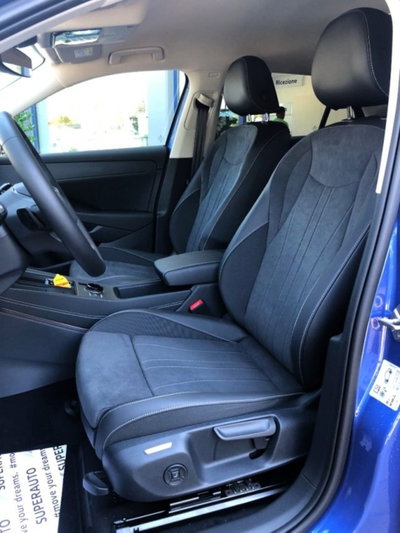 Volkswagen T-Roc 1.5 etsi Style 150cv dsg (11)