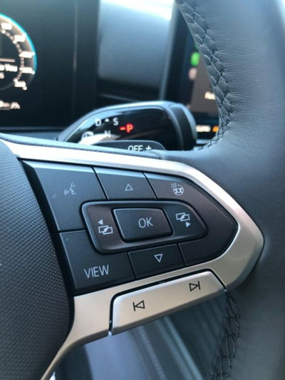 Volkswagen T-Roc 1.5 etsi Style 150cv dsg (19)