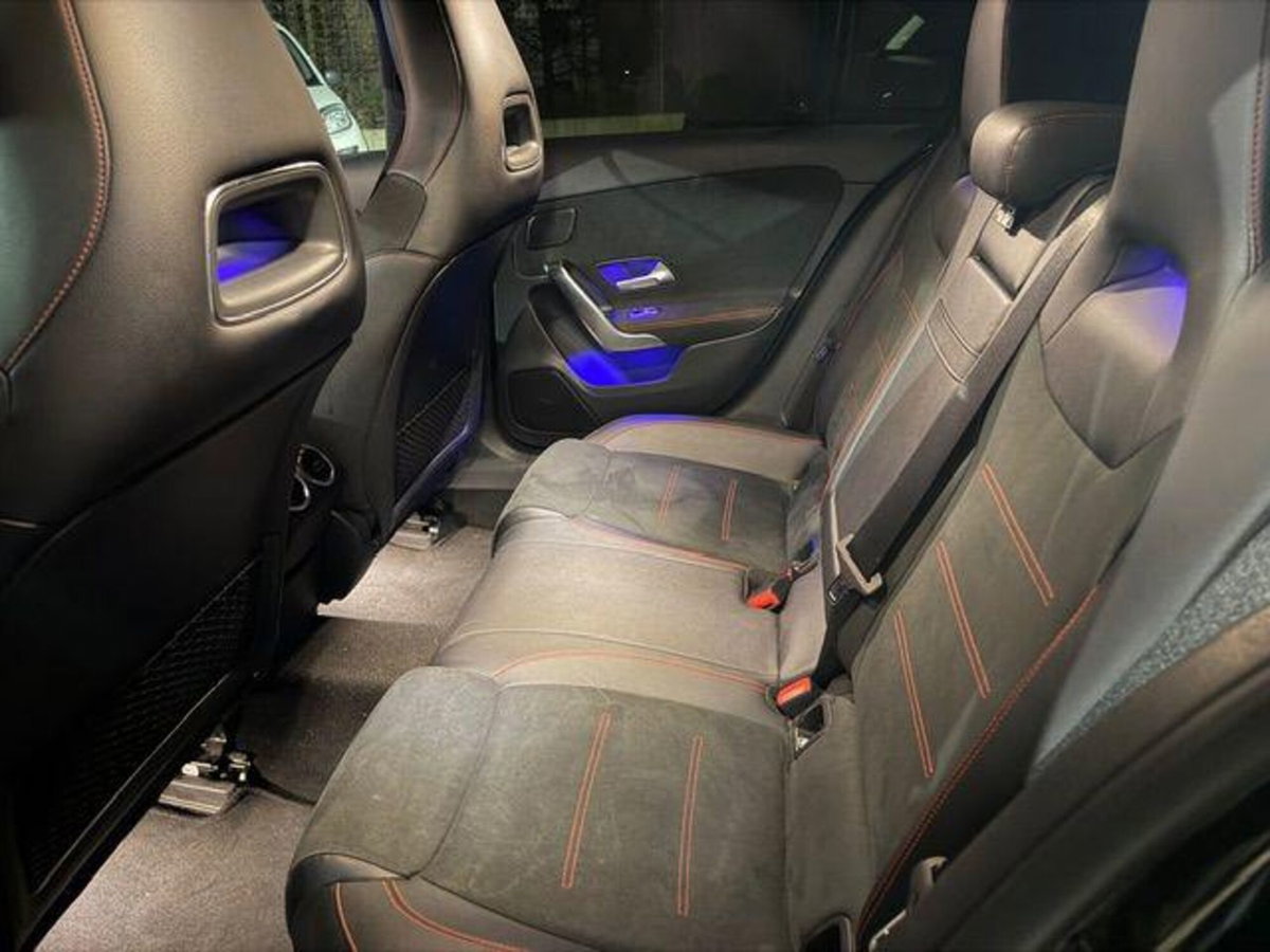 Mercedes-Benz Classe A 180 d AMG Line Premium Plus auto (6)