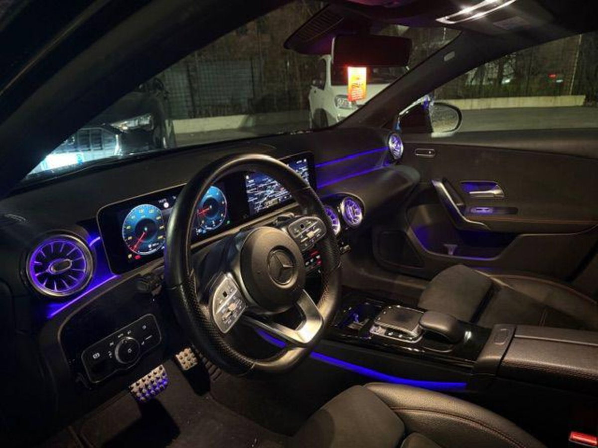 Mercedes-Benz Classe A 180 d AMG Line Premium Plus auto (7)