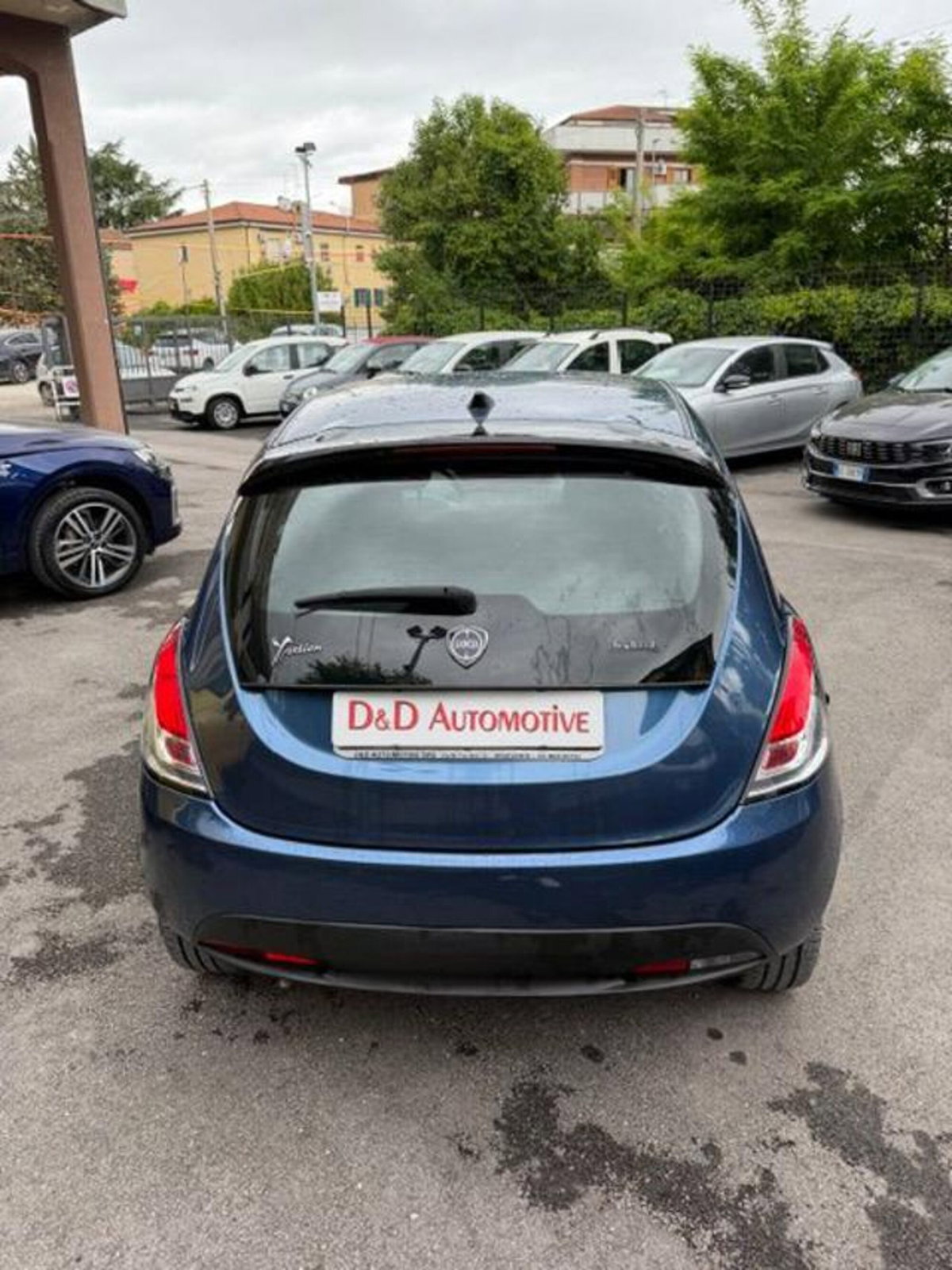 Lancia Ypsilon 1.0 FireFly 5 porte S&S Hybrid Alberta Ferretti (6)