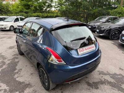 Lancia Ypsilon 1.0 FireFly 5 porte S&S Hybrid Alberta Ferretti (7)