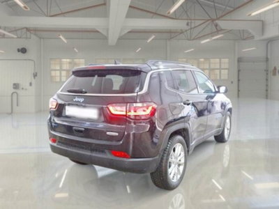 Jeep Compass 1.3 T4 190CV PHEV AT6 4xe Business Plus (2)