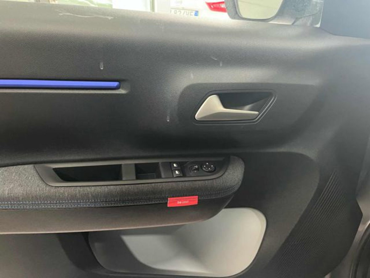 Citroen C3 Aircross 1.2 puretech turbo Plus 100cv (8)