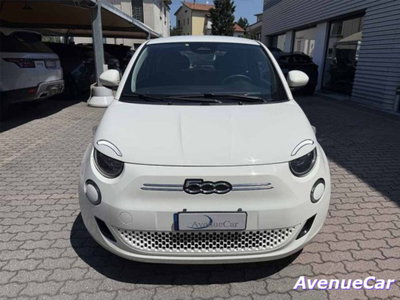 Fiat 500e Action Berlina 23,65 kWh (2)