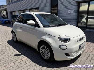 Fiat 500e Action Berlina 23,65 kWh (3)