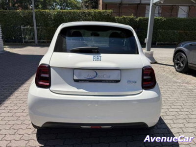 Fiat 500e Action Berlina 23,65 kWh (6)
