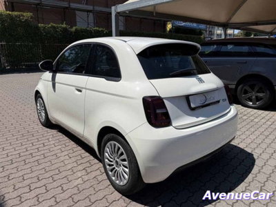 Fiat 500e Action Berlina 23,65 kWh (7)