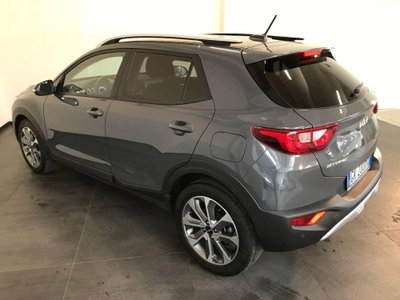 Kia Stonic 1.0 t-gdi mhev Style (4)