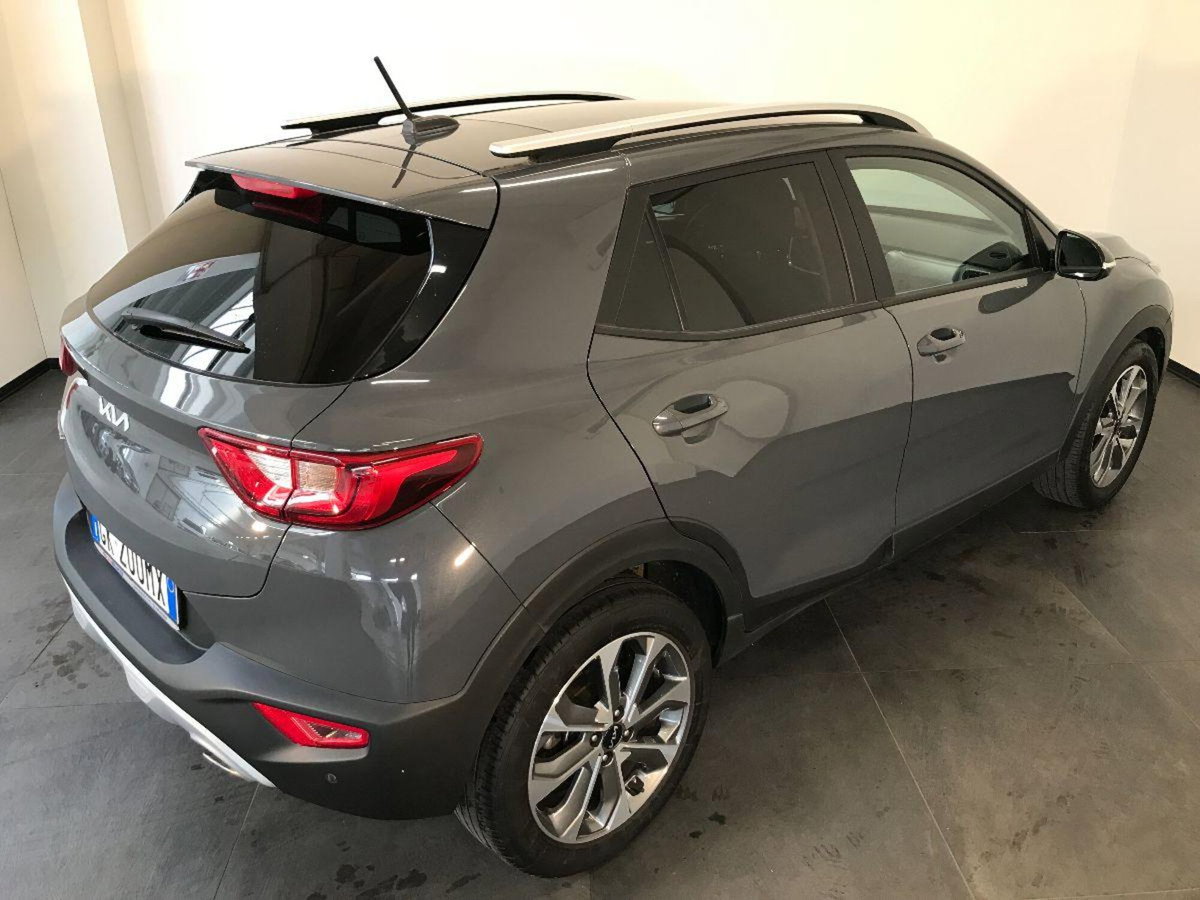 Kia Stonic 1.0 t-gdi mhev Style (5)