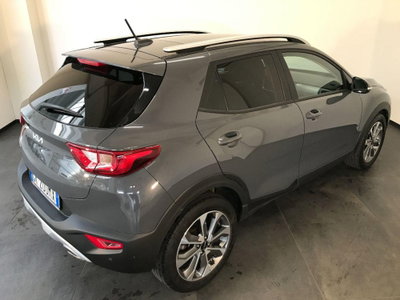 Kia Stonic 1.0 t-gdi mhev Style (5)