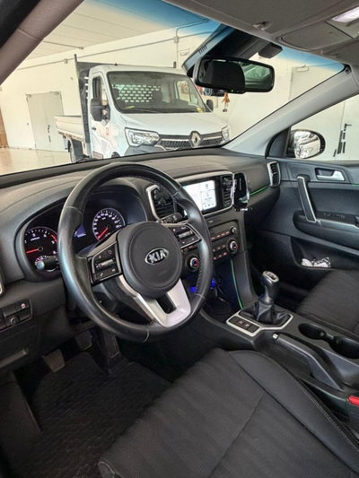 Kia Sportage 1.6 CRDI 115 CV 2WD Business Class (14)