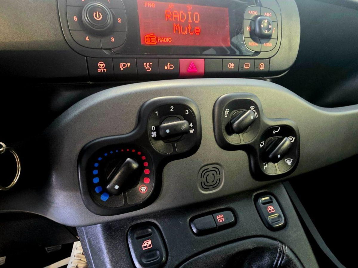 Fiat Panda 1.3 MJT 95 CV S&S Lounge (10)
