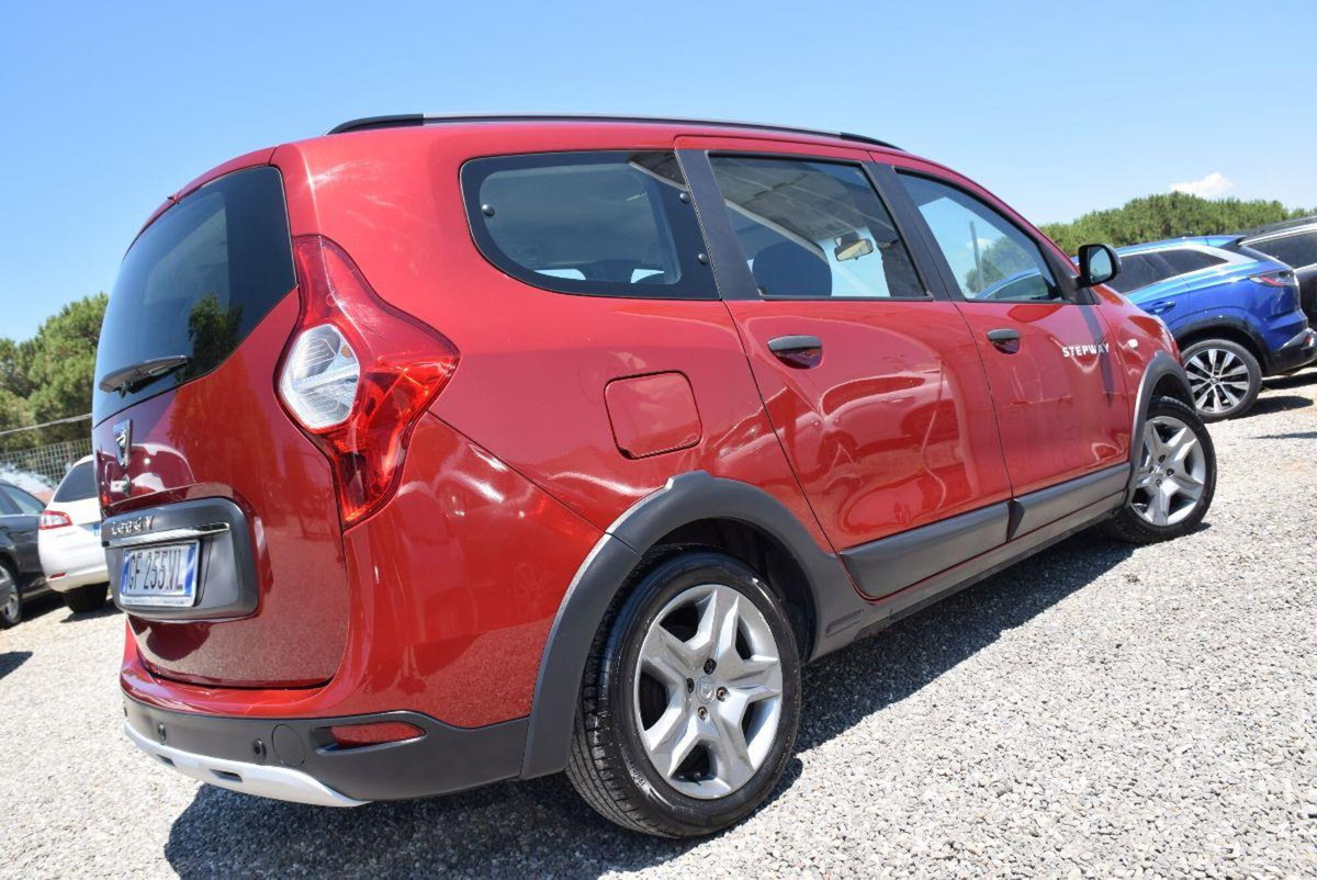 Dacia Lodgy Stepway 1.5 Blue dCi 8V 115CV 7 posti (3)