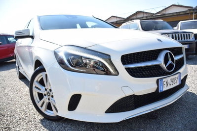 Mercedes-Benz Classe A 180 d Automatic Sport (4)