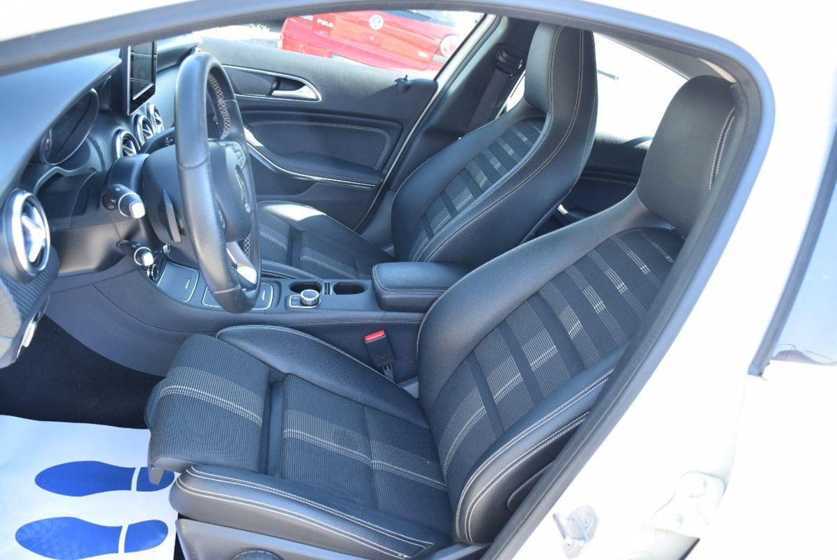 Mercedes-Benz Classe A 180 d Automatic Sport (6)