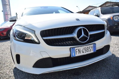 Mercedes-Benz Classe A 180 d Automatic Sport (9)