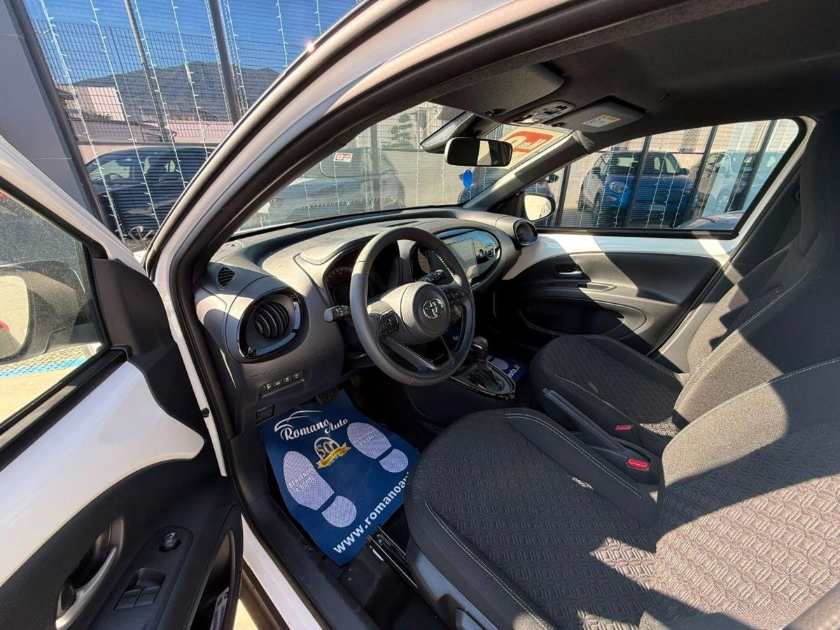 Toyota Aygo X 1.0 Trend Air 72cv s-cvt (8)