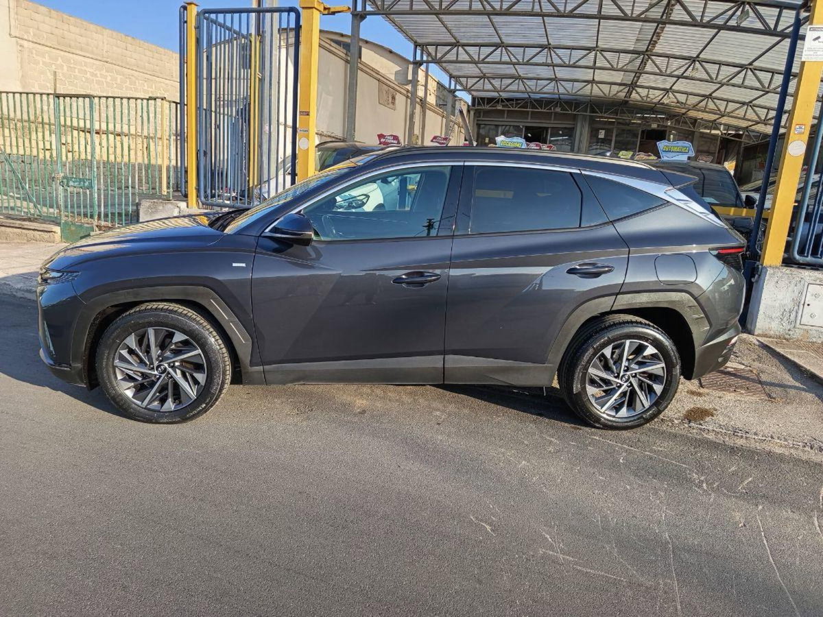 Hyundai Tucson 1.6 crdi 48V Xline 2wd imt (8)