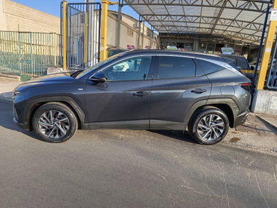 Hyundai Tucson 1.6 crdi 48V Xline 2wd imt (8)