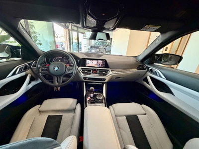BMW Serie 4 Coupé M4 Competition (7)