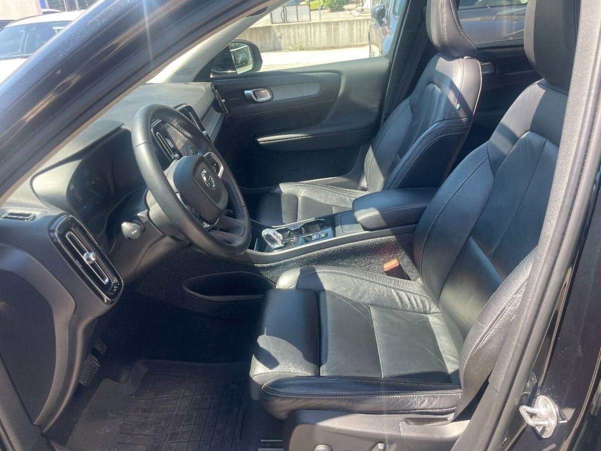 Volvo XC40 B4 AWD Geartronic Inscription (12)