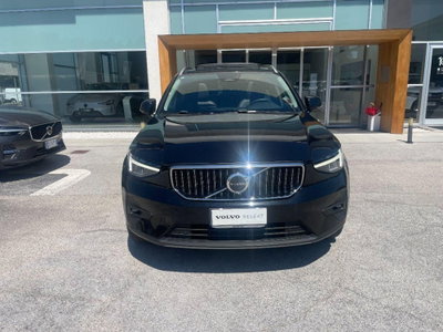 Volvo XC40 B4 AWD Geartronic Inscription (2)