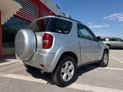 Toyota Rav4 Tdi D-4D cat 3 porte (11)