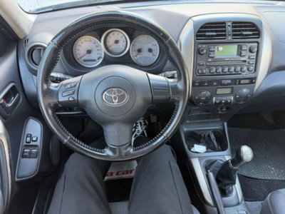 Toyota Rav4 Tdi D-4D cat 3 porte (13)