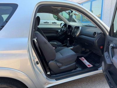 Toyota Rav4 Tdi D-4D cat 3 porte (8)