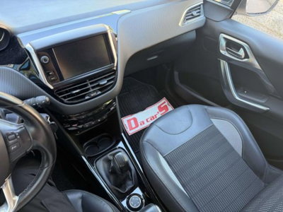 Peugeot 2008 100 Allure (15)