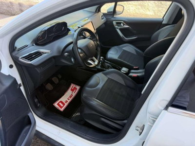 Peugeot 2008 100 Allure (2)