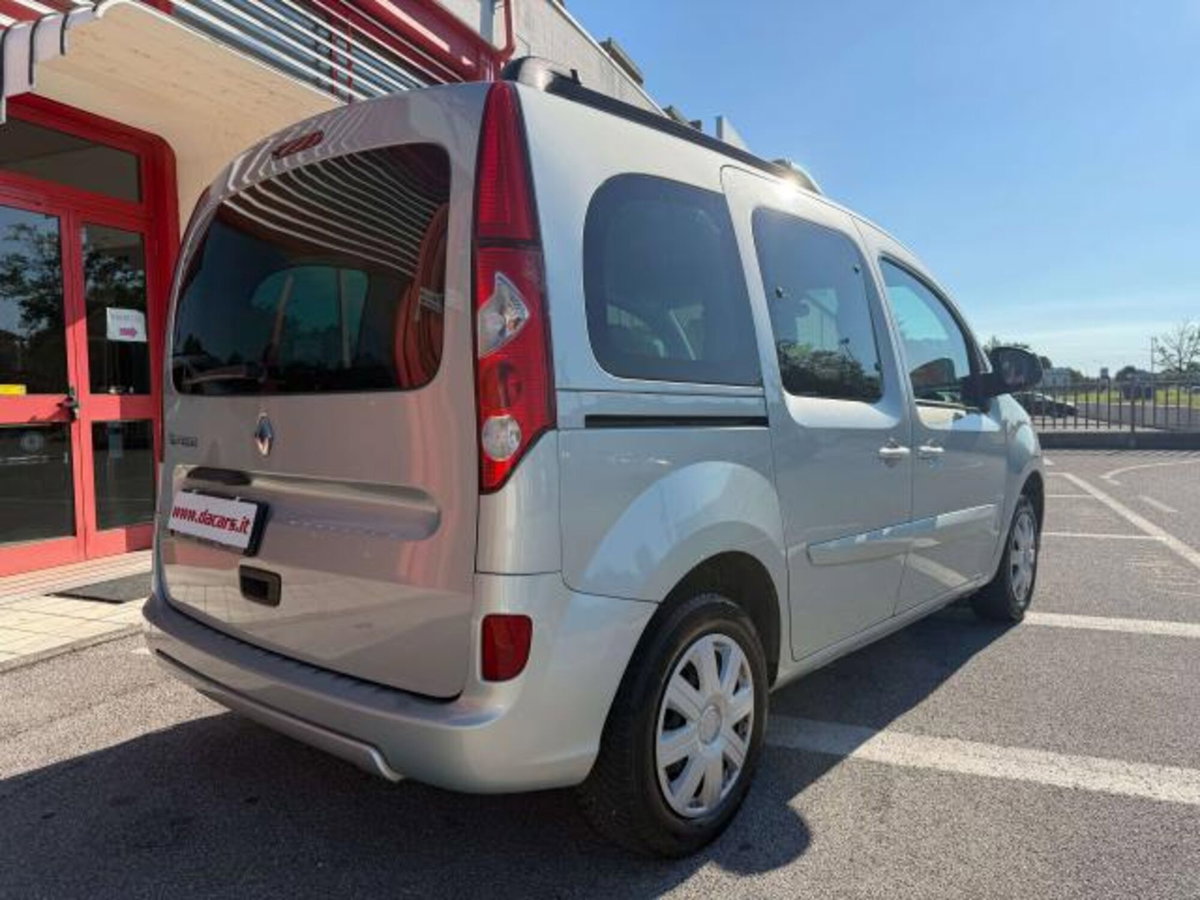 Renault Kangoo 1.5 dCi 90CV 5 porte Live (11)