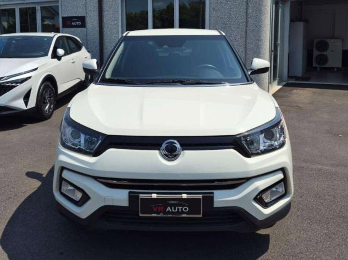 Ssangyong Tivoli 1.6d 2WD Go (2)