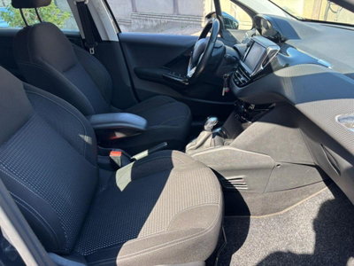 Peugeot 208 100 5 porte Allure (13)