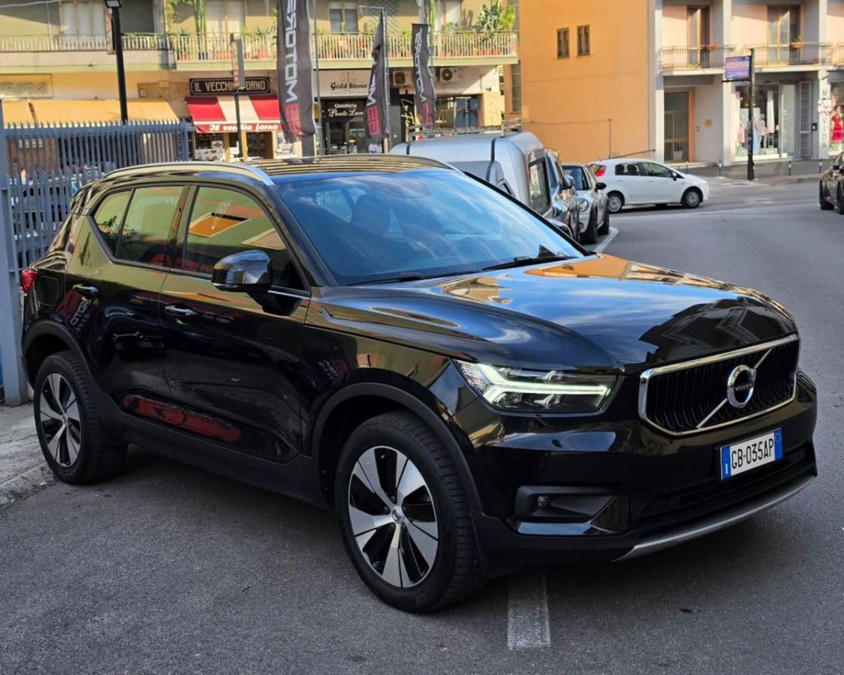 Volvo XC40 T5 Twin Engine Geartronic Momentum (11)