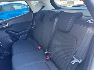 Ford Fiesta 1.1 75 CV 5 porte Titanium (18)